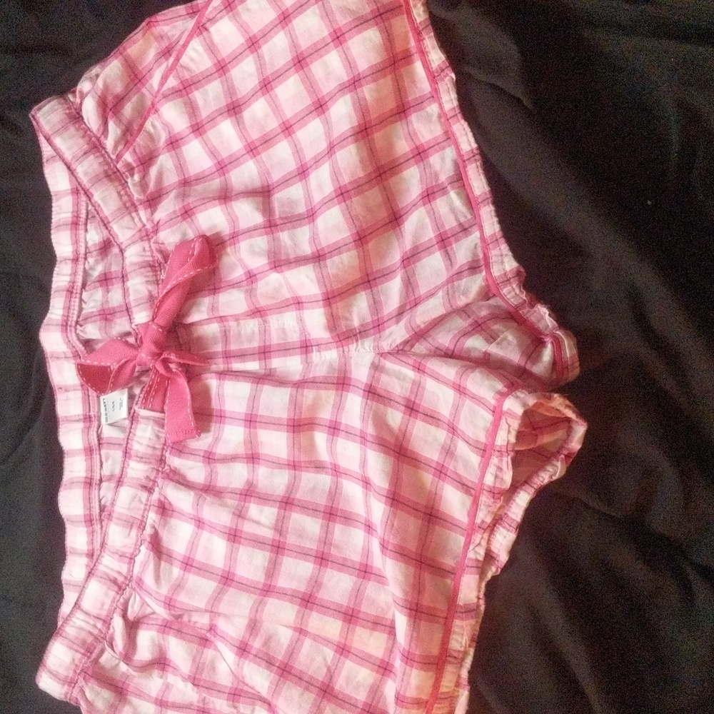 Old Navy pink pajama shorts